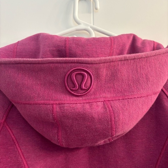 Lululemon Scuba Full Zip Hoodie Jacket Fuchsia Pink Size 6 Thumbholes - Picture 2 of 16